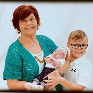 Meet your Posher, Chloe